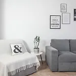 Vasagatan - Beautiful 20Th Century Flat