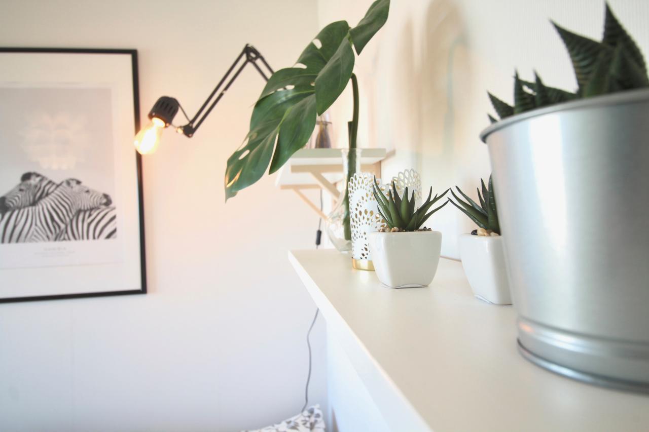 Vasagatan - Beautiful 20th Century Flat *